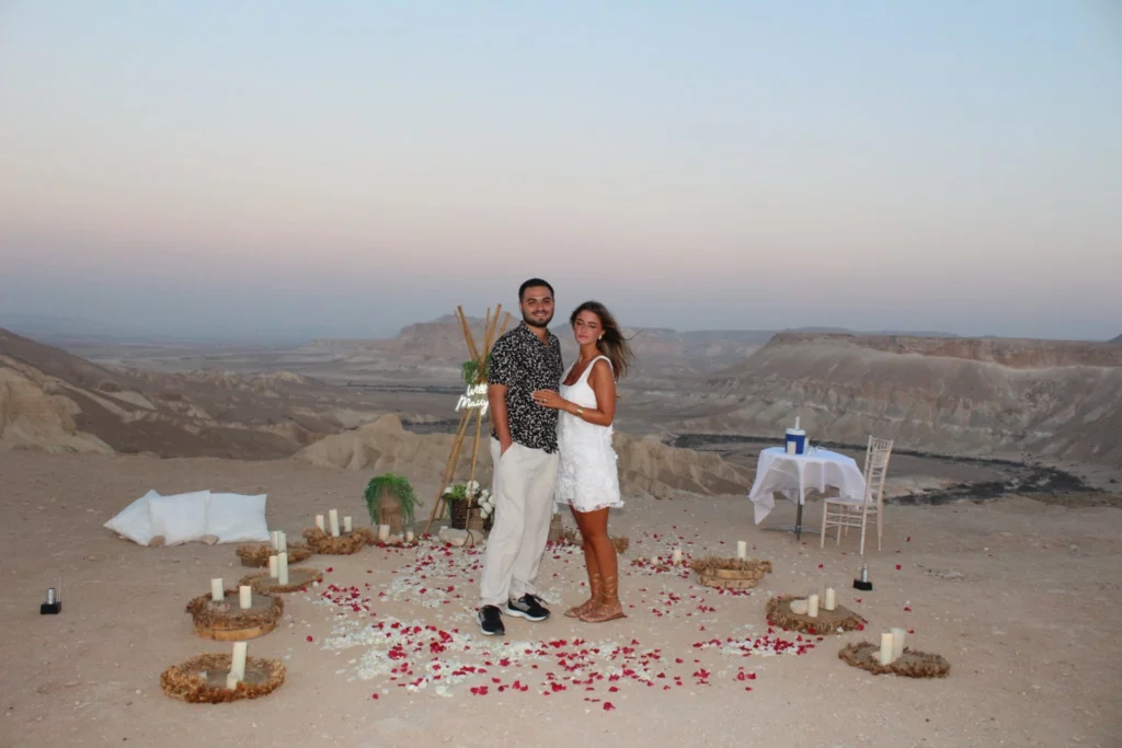 הצעת נישואין בתצפית בקבר בן גוריון